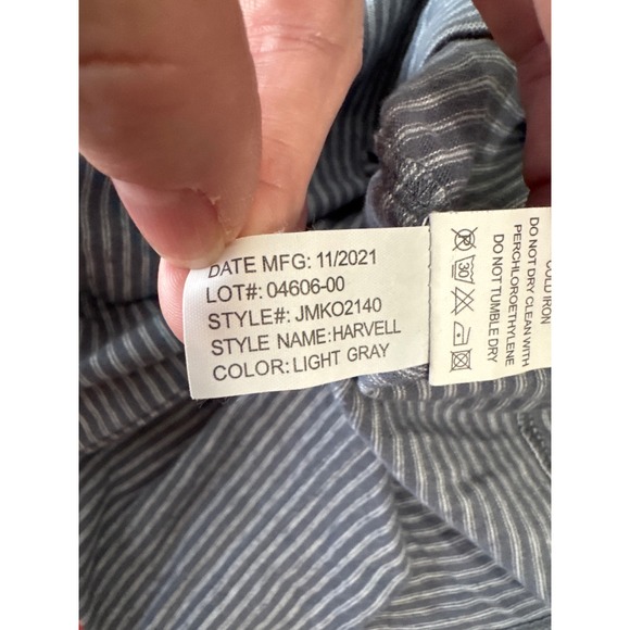 Johnnie-O Hangin Out Light Gray Striped Harvell Long Sleeve Shirt 1/4 Zip Medium - Picture 9 of 9